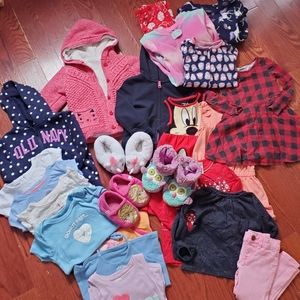 Lot of girls' clothing size 2T +